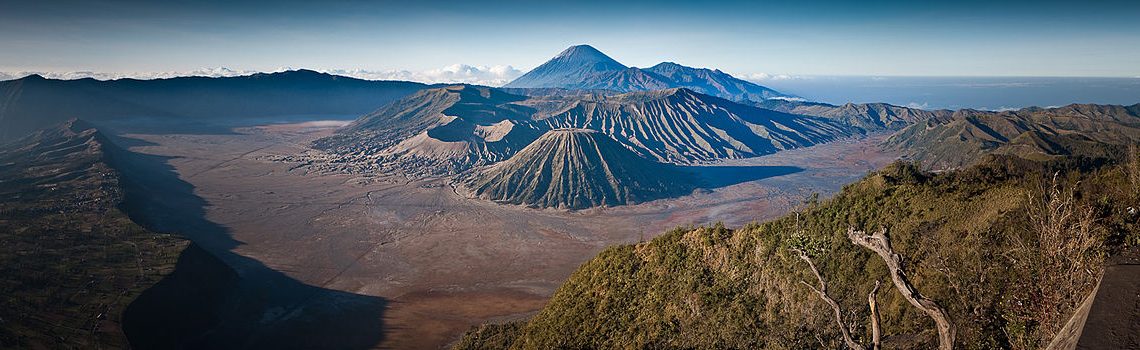 BROMO + MUSEUM ANGKUT 2 Hari 1 Malam Rp 775.000
