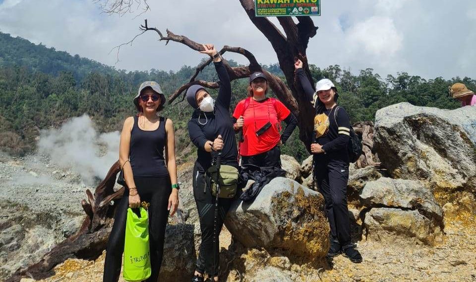 TREKKING KAWAH RATU One Day Trip Mulai dari Rp 200.000