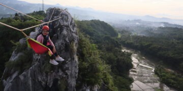 HAMMOCKING TEBING HAWU One Day Trip Rp 600.000