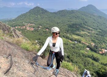 VIA FERRATA One Day Trip Rp 500.000