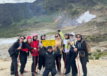 GUNUNG PAPANDAYAN ONE DAY TRIP Mulai dari Rp 450.000