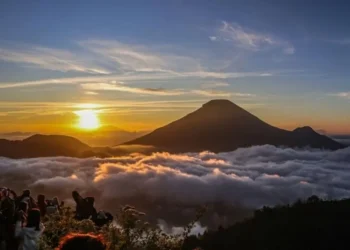 10+ Wisata di Dieng yang Wajib Dikunjungi