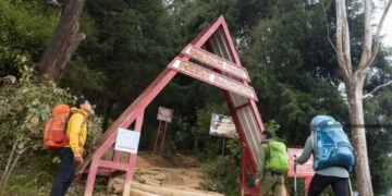 Jalur pendakian Gunung Prau via Patak Banteng