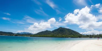 10 Tips Liburan Hemat ke Pulau Pahawang Kamu Wajib Tahu, Dijamin Affordable!