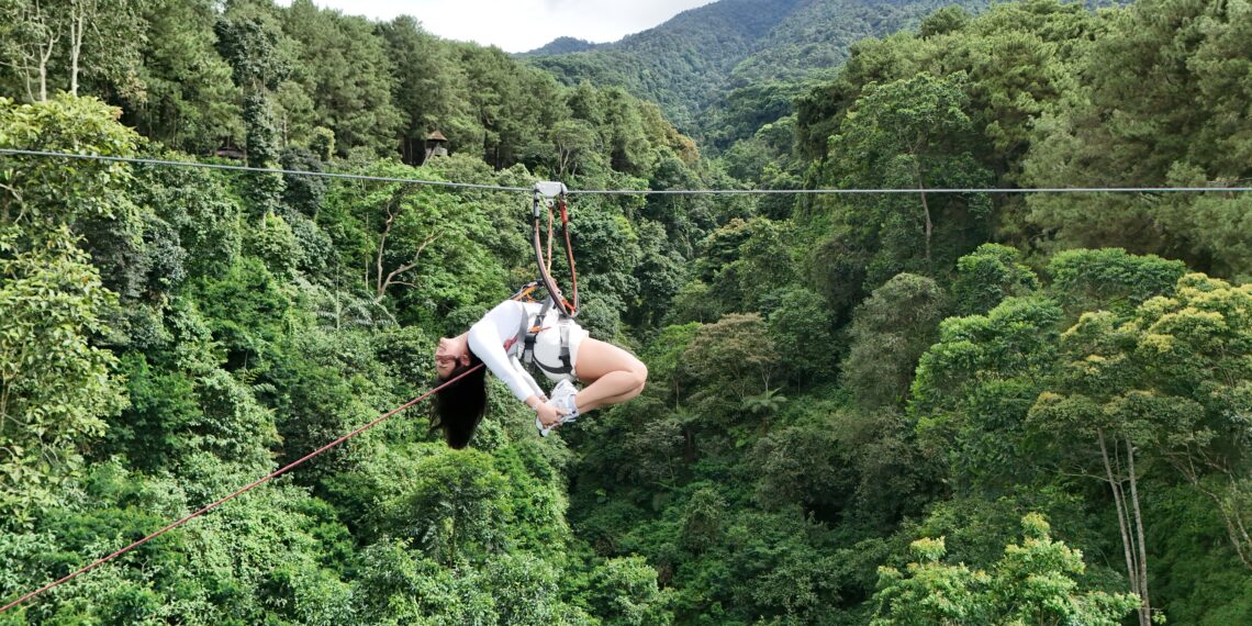 ZIPLINE BOGOROne Day Trip Rp 600.000